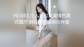 休闲按摩会所的特殊服务，趁着女技师唱歌扣她穴洒了一地淫水 唱到高潮插再她美穴功力深厚