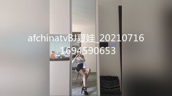 輕熟美婦這大奶子太惹人喜歡了,婚後保養不錯,壹看就欲求不滿,臊茓都成水簾洞了