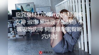 两个00后嫩妹双飞啪啪，短发大奶抬腿侧入猛操