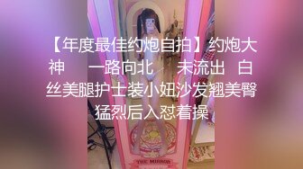 早上小妈看我不想起床，便用嘴含住我的鸡巴。。。最舒服的叫早器，干她干她！