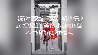  健身淫妻 欲火高涨叫来小鲜肉消火 撸射再硬 一屁股坐上去疯狂打桩 可惜不耐操又射了