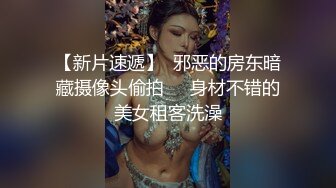 两个颜值女神全裸自慰，大玉米道具插穴