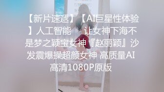 3K原始版全景厕拍-金发肉丝黑制服妹子尿完不擦B,诗经抖