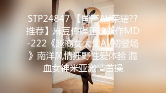 【YZWCD】YC082牛仔裙小姐姐可爱卡通窄内弯腰抄底！